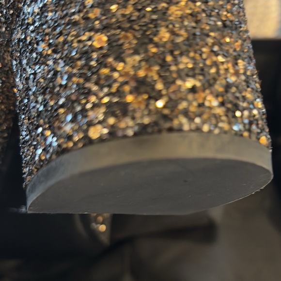 BNIB SAINT LAURENT “LOULOU” GLITTER ANKLE BOOTS size 9/39- retail $1295USD - Picture 15 of 16